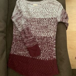 Ombré(ish) maroon long sleeve sweater